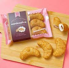 Petit main Croissant Marshmallow　プティマ　クロワッサンマシュマロ　チョコレート入り