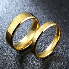 ギャラリービューアに画像を読み込み、High Polished 18K Gold Plated Simple Men Women Stainless Steel Couple Rings
